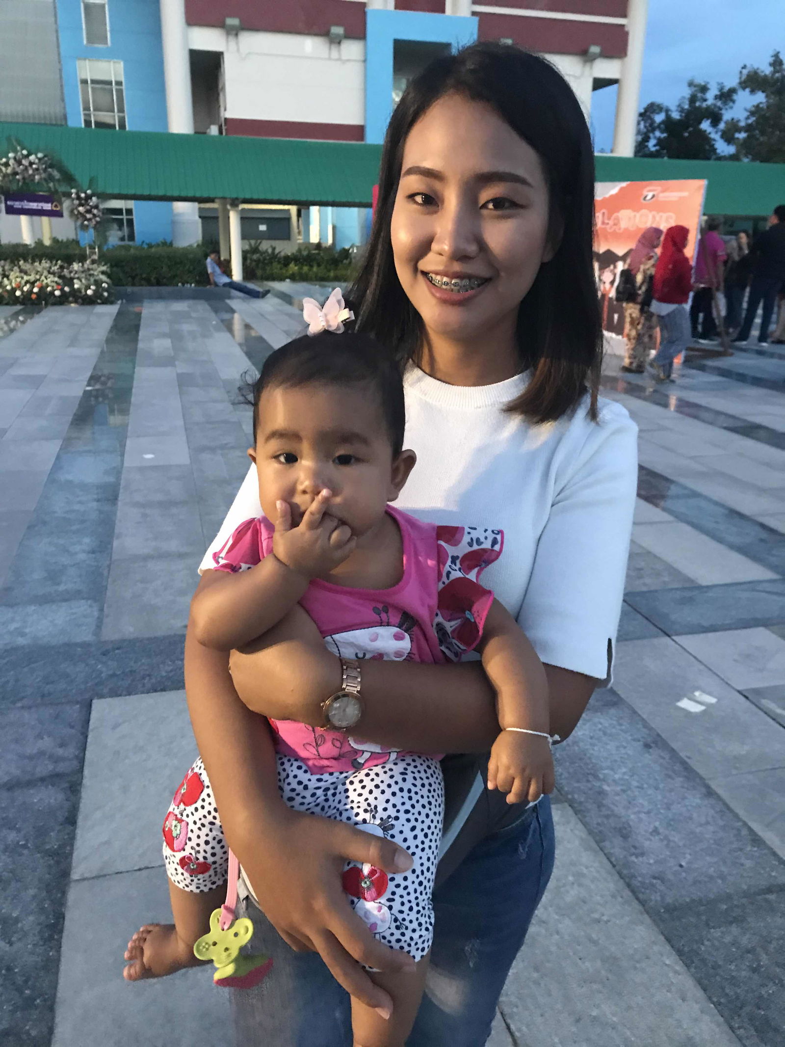 แม่ใบเตย น้องไอติม profile icon