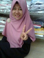 Nina Riyani profile icon