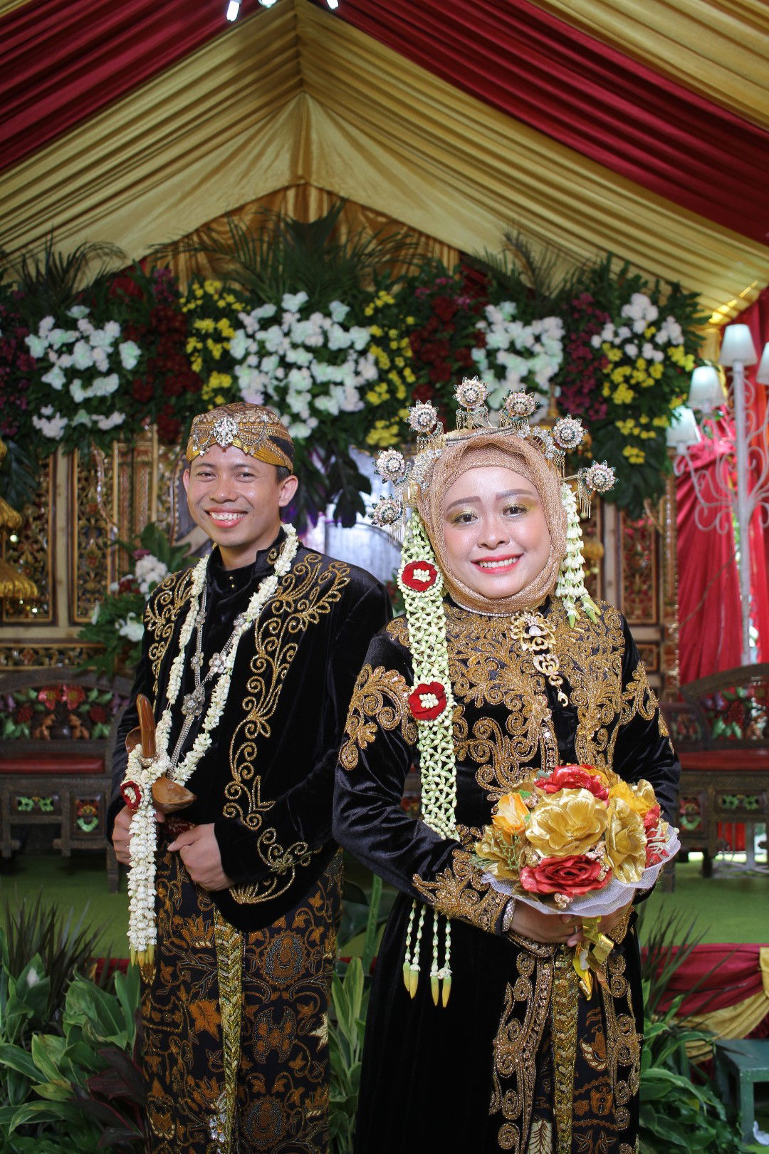 Siti Rahayu profile icon