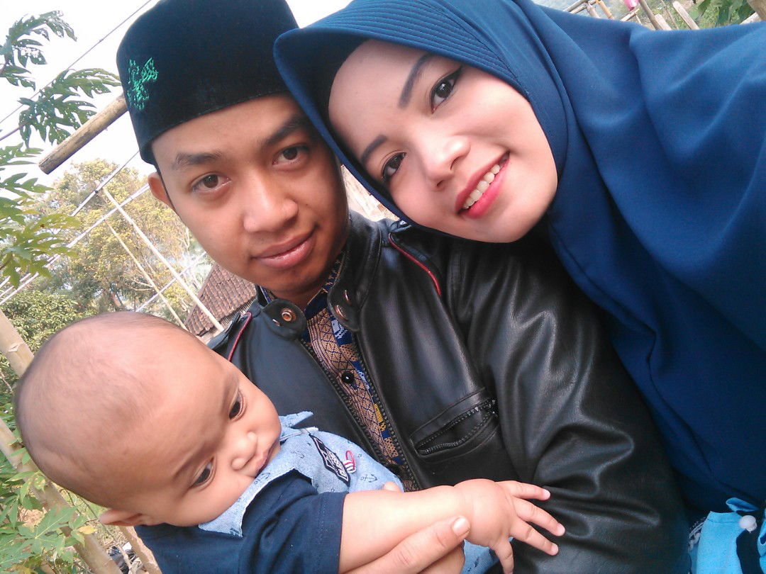 Eva Syamsiah profile icon