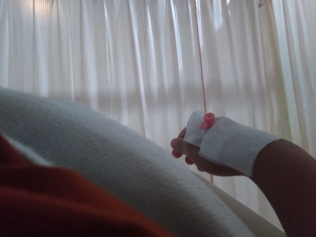 kehamilan pertamaku harus di kuret...