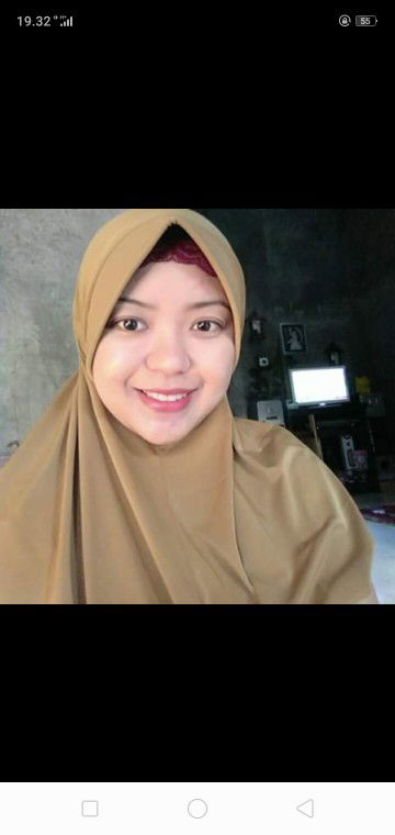 Elis Hidayati profile icon