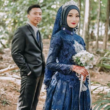 Reni Windarsih profile icon