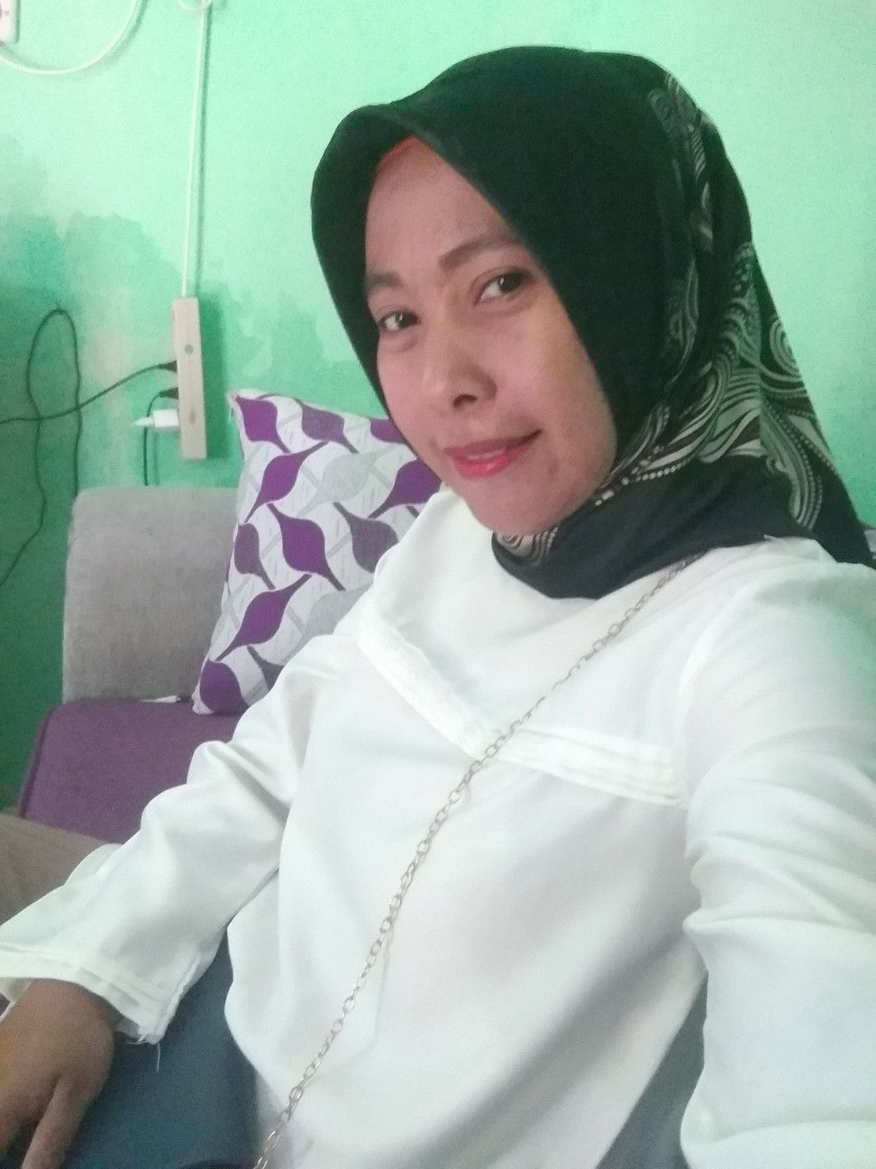 julia dika dika profile icon