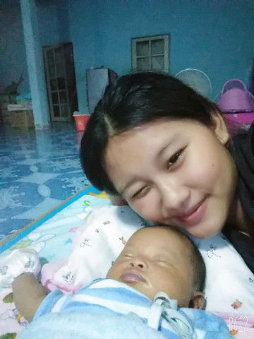 อมรรัตน์ ภูเฮืองแก้ว profile icon