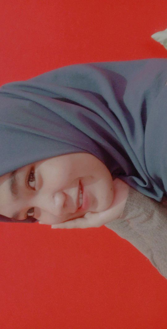 Tri Apriliani profile icon