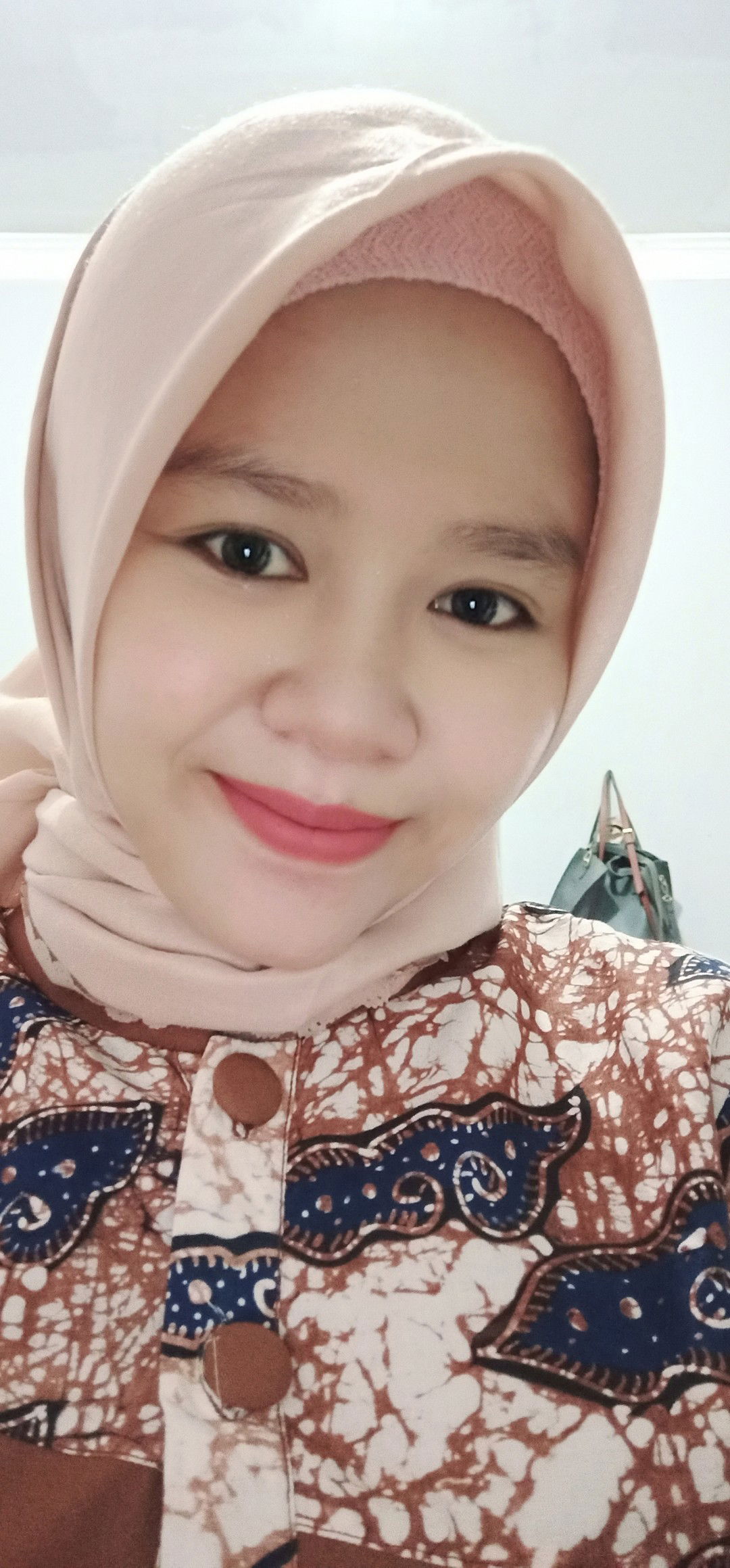 Nur Azizah profile icon