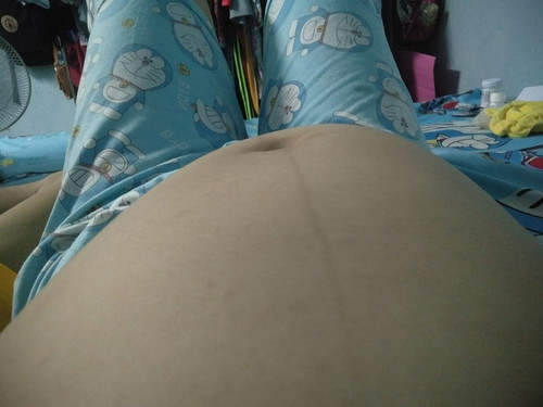 เวลาลูกโก่งตัวเเล้วจะมีอาการปวดหน่วงๆพร้อมกันไปด้วย
