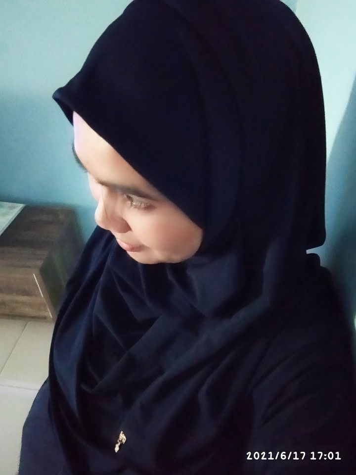 nurulain profile icon