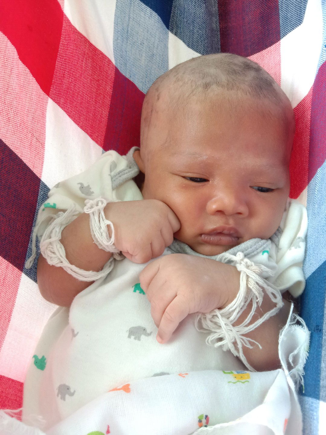 โกนหัวเเล้ววว