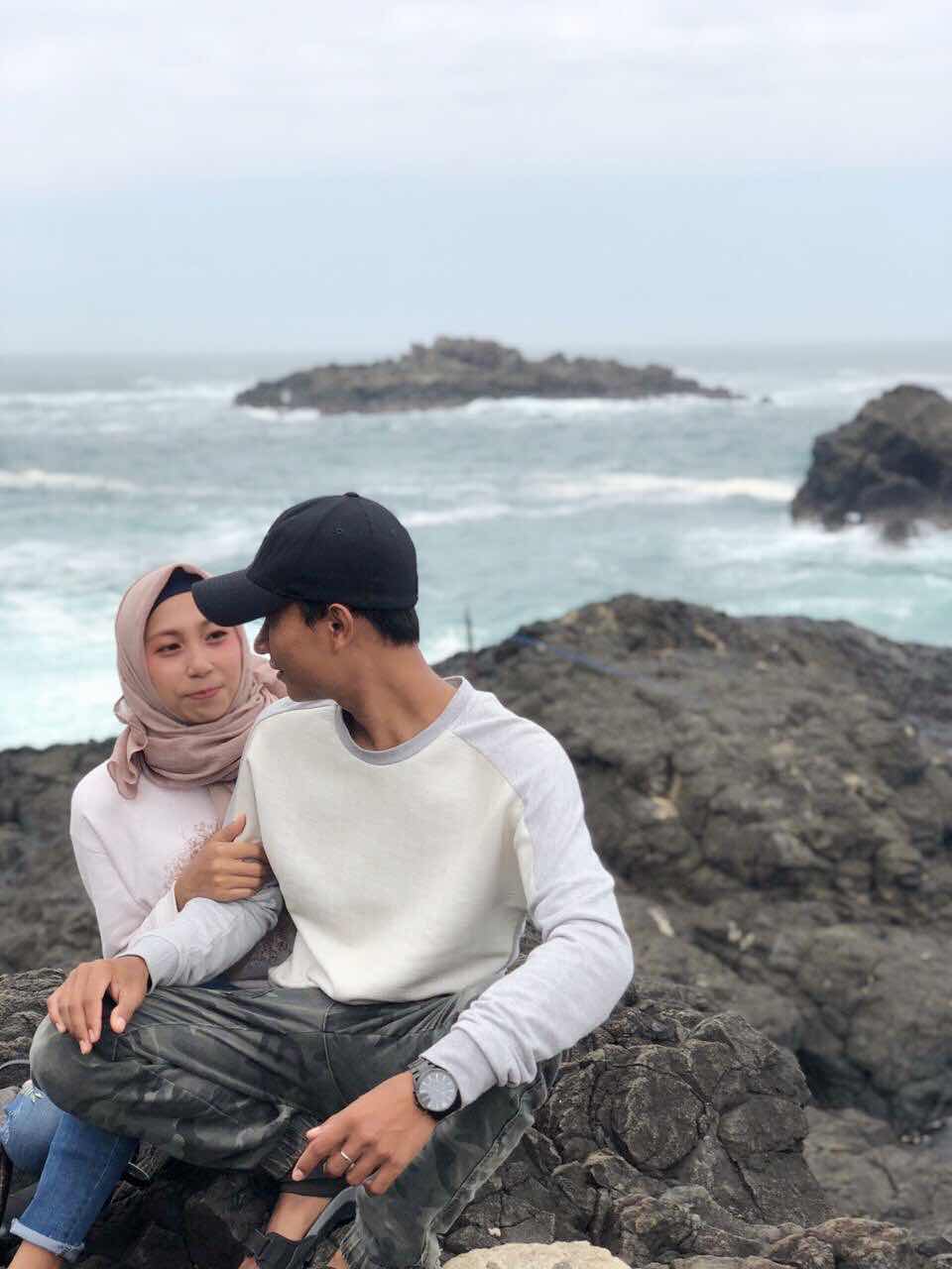 Apriyanti profile icon