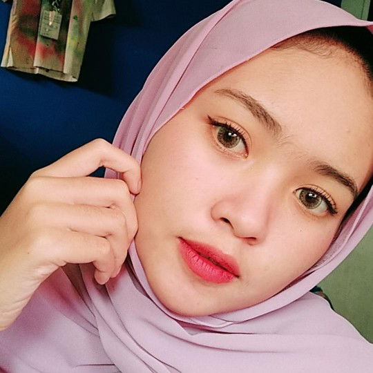 Rosi Rismayanti profile icon