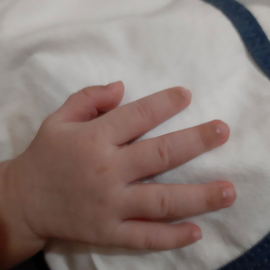 Ayra Azzahra profile icon