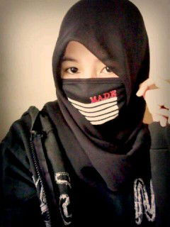 Rini Fakhrunnisa profile icon