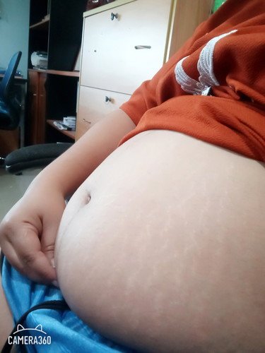 ท้องใหญ่ไปไหมค่ะ