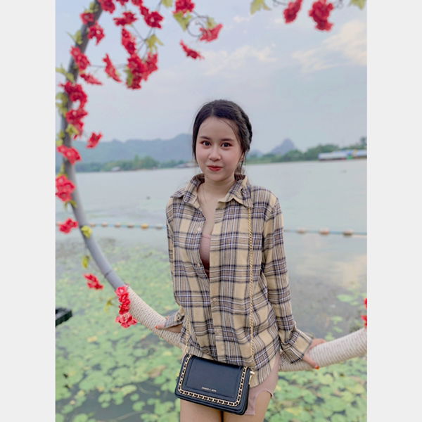 พิณทราวดี กลิ่นชื่น profile icon