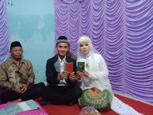 Siti khomisah profile icon