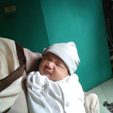 ria farida profile icon