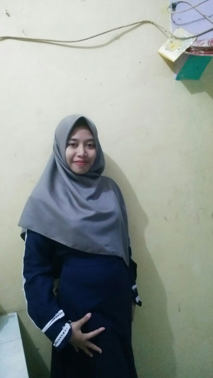 tuti indriyani profile icon