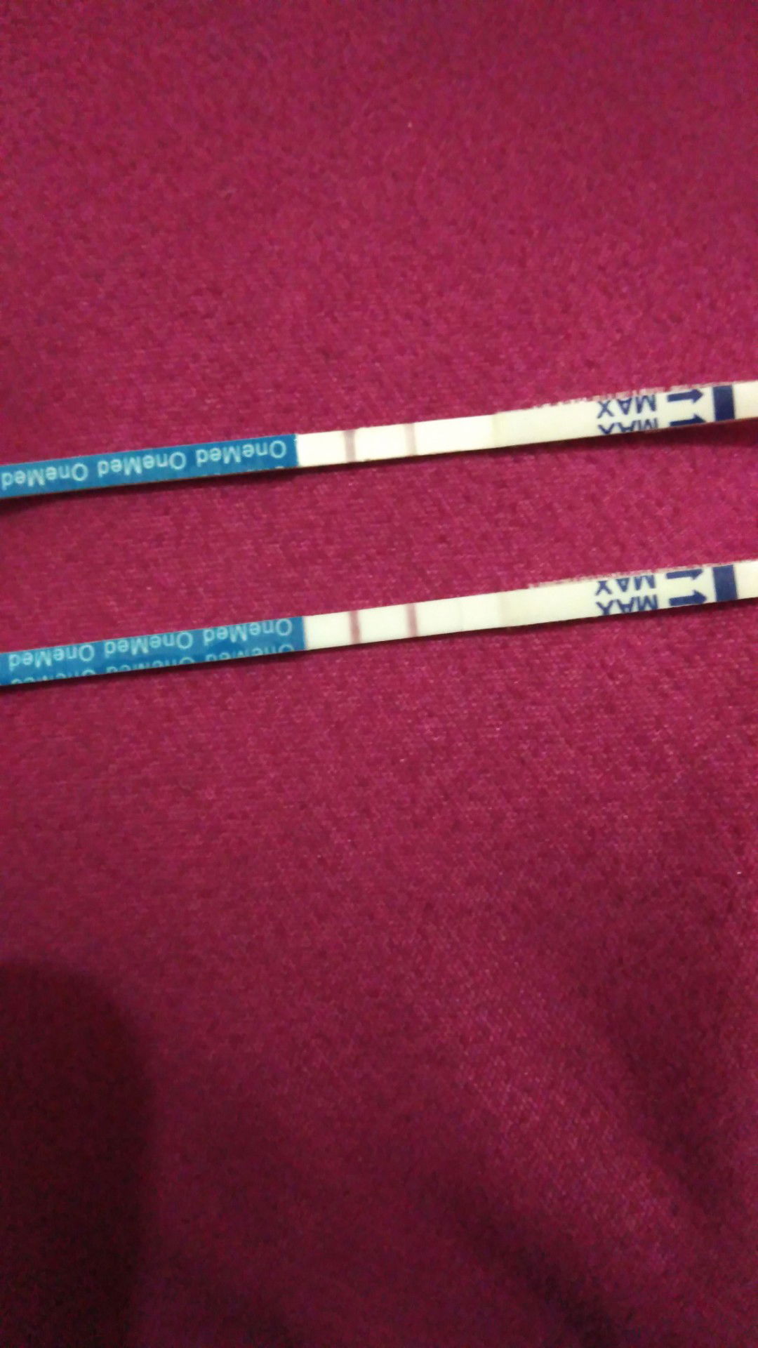 Ass.. Bun mau nanya nih 2 minggu yg lalu saya tespack dan hasilnya garis merah 2 saya telat 5 hari langsung tes tpi kok aku ga mengalami bercak yaa bun??  Mohon infonya bun