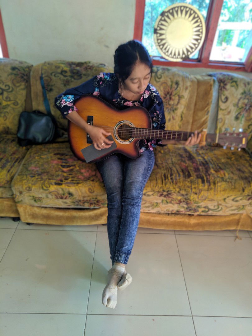 ella rofiani profile icon