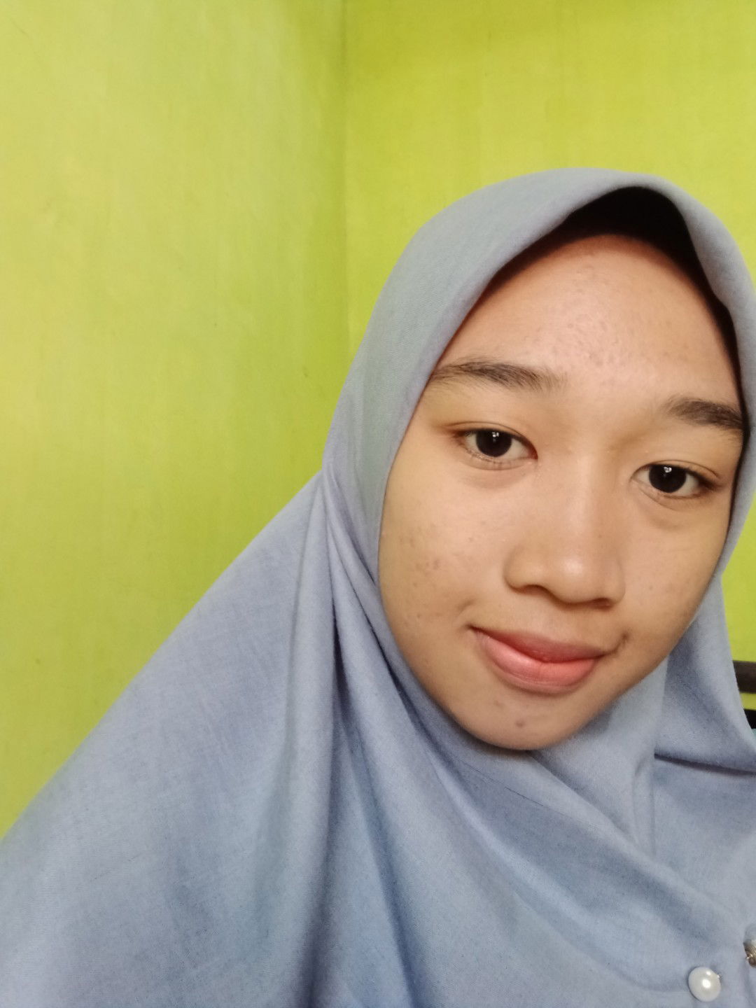 Ratih Razak profile icon