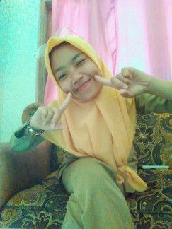 Pipit Yuli Pratiwi profile icon