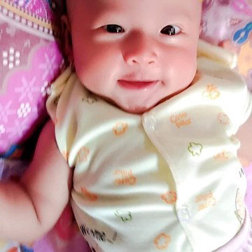 Ratna Yuliana profile icon