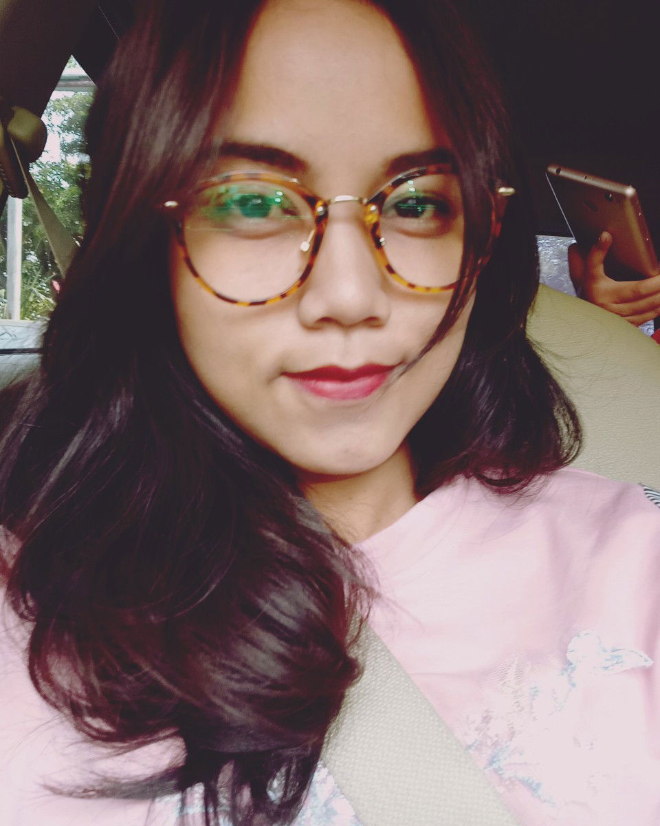 Devi Hayu Hapsari profile icon