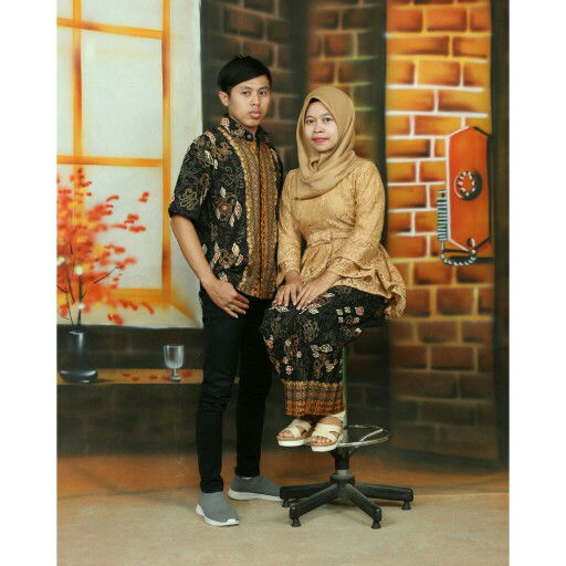 Ulbi Ratul Khasanah profile icon