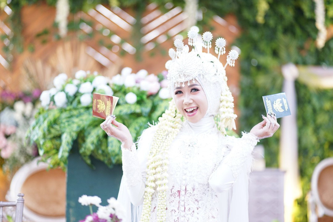 vera haryati profile icon