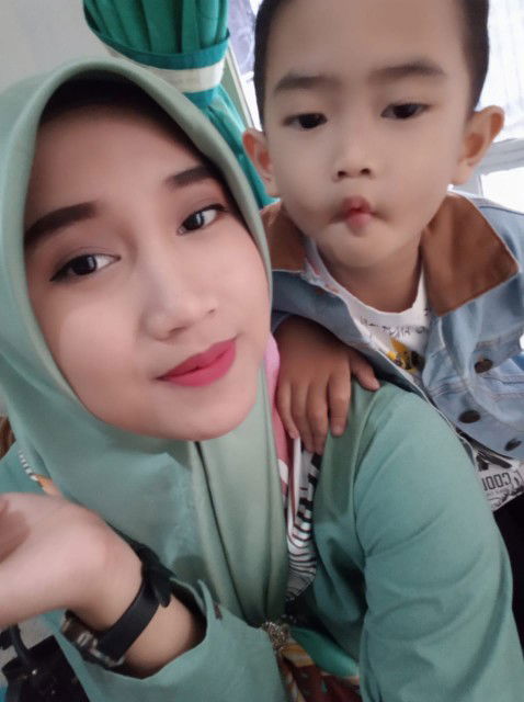 keke reniputri profile icon