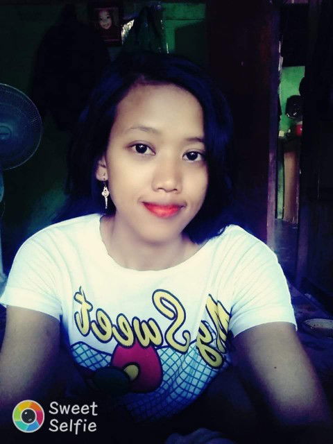 Nur Azizah profile icon