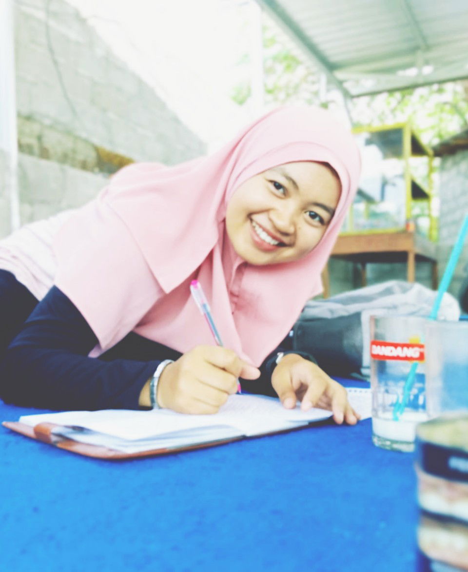 Rara_ Fitria profile icon