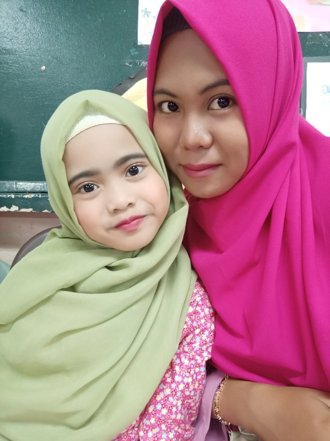 tuti amalia profile icon