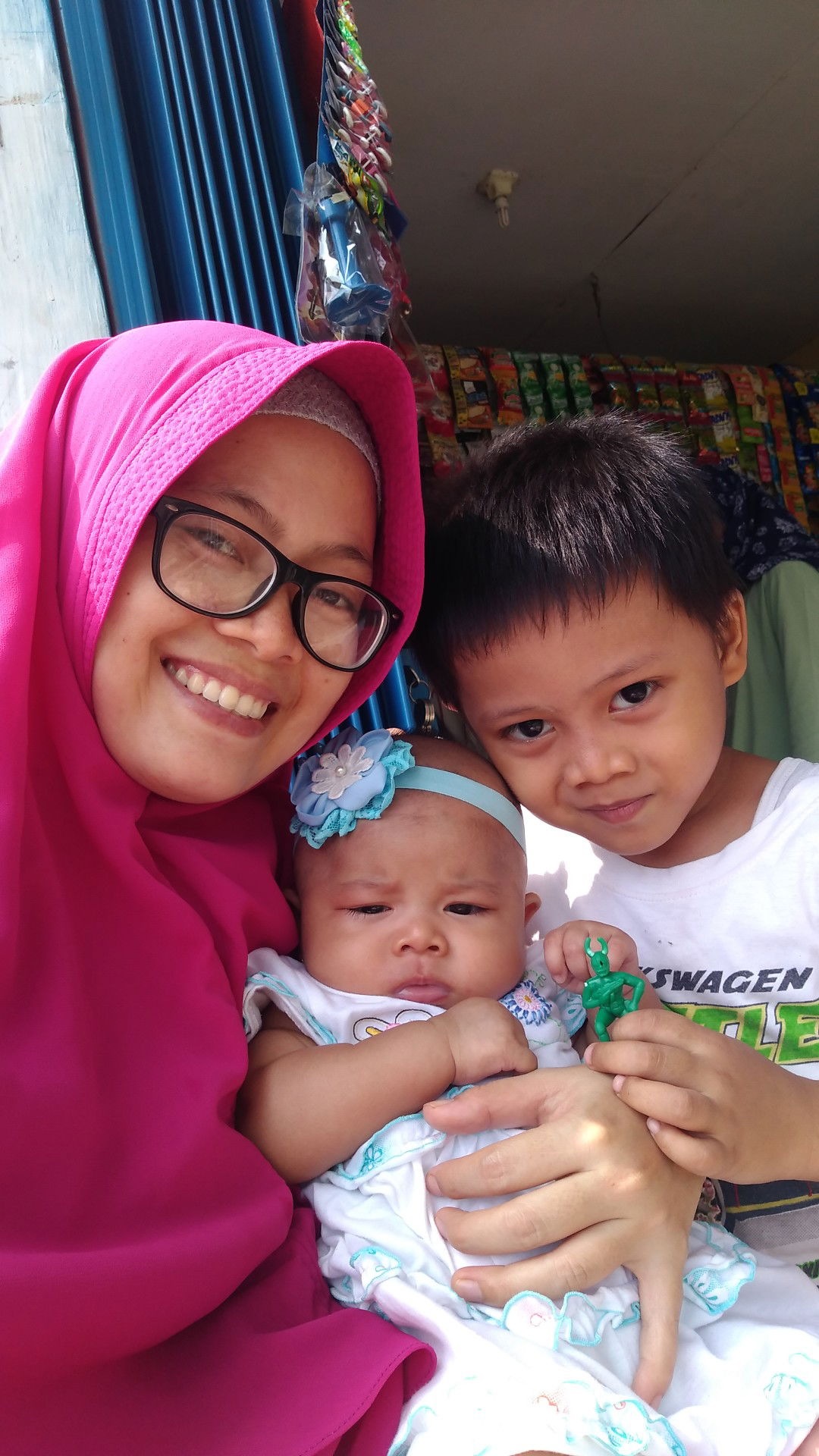 siti romlah hasanah profile icon