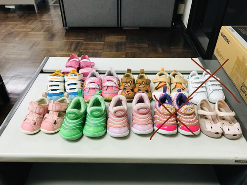 รองเท้าลูกสาวไซส์ 13-13.5 cm