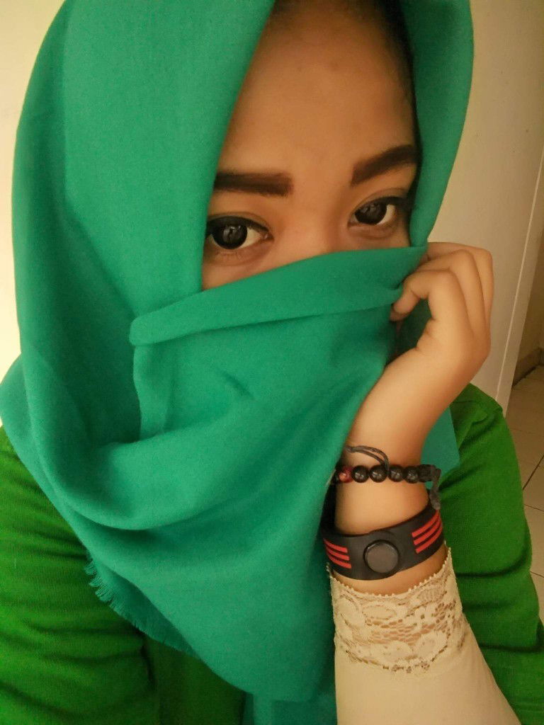 nur hayati profile icon