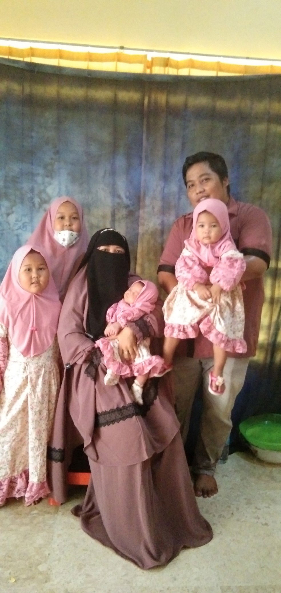 Heni pujianingsih profile icon