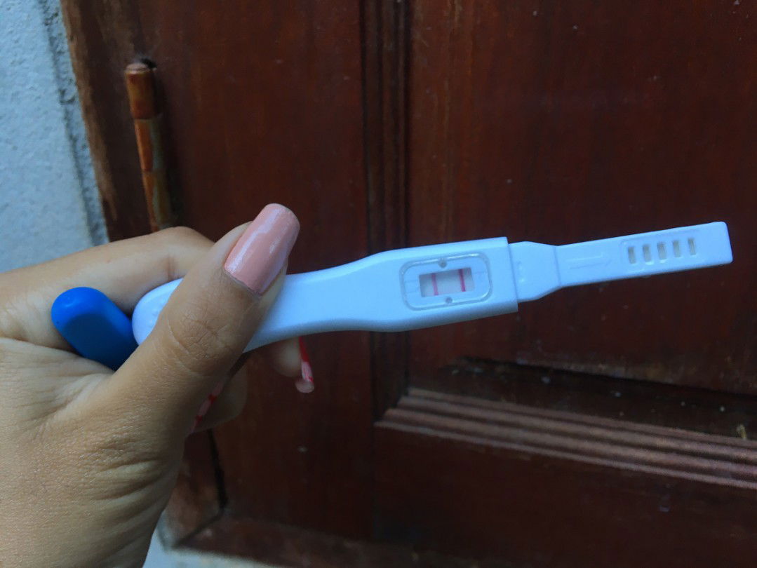 สงสัยว่าตัวท้องนอกมดลูก รึป่าวคะ  คิดมากกลัวไปหมดเลย