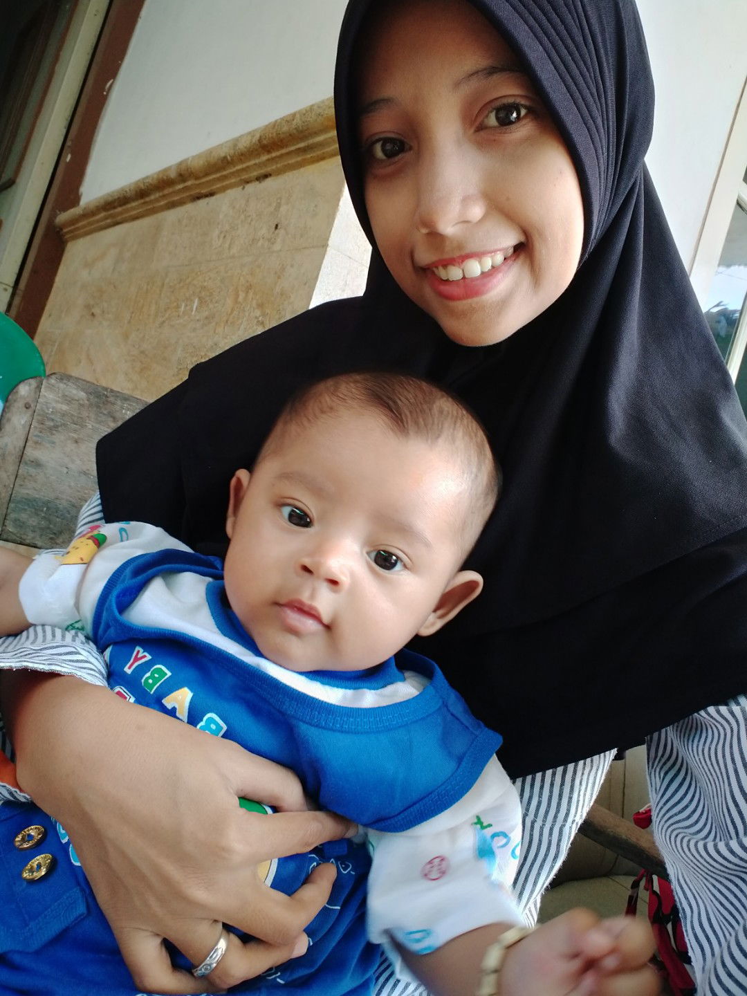 sinta dwijayanti profile icon