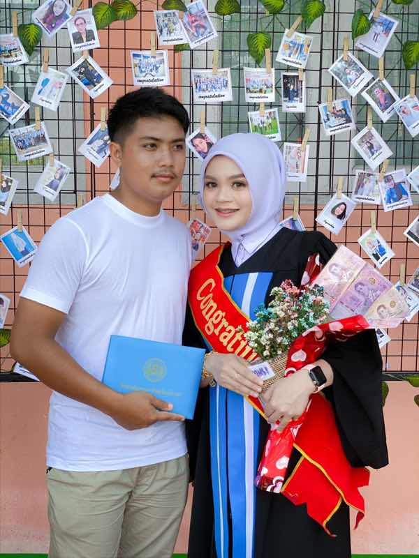 Marina Cheawae profile icon