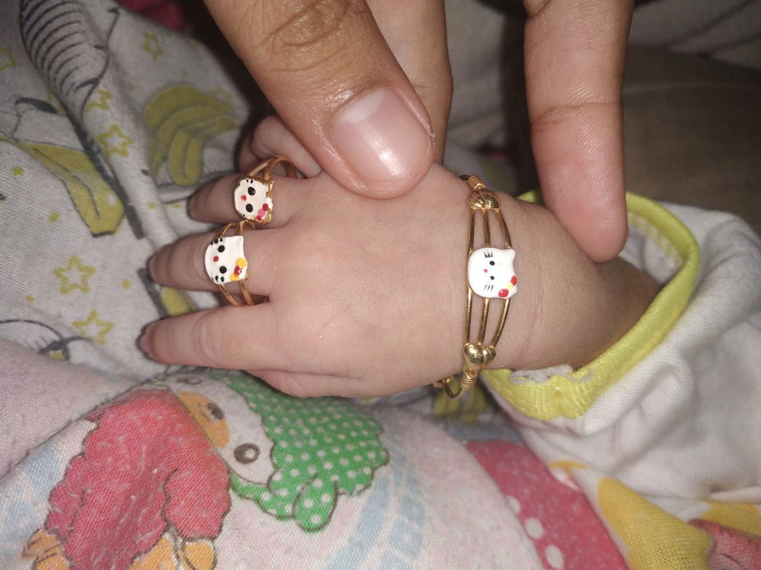 Nina Hamdani profile icon