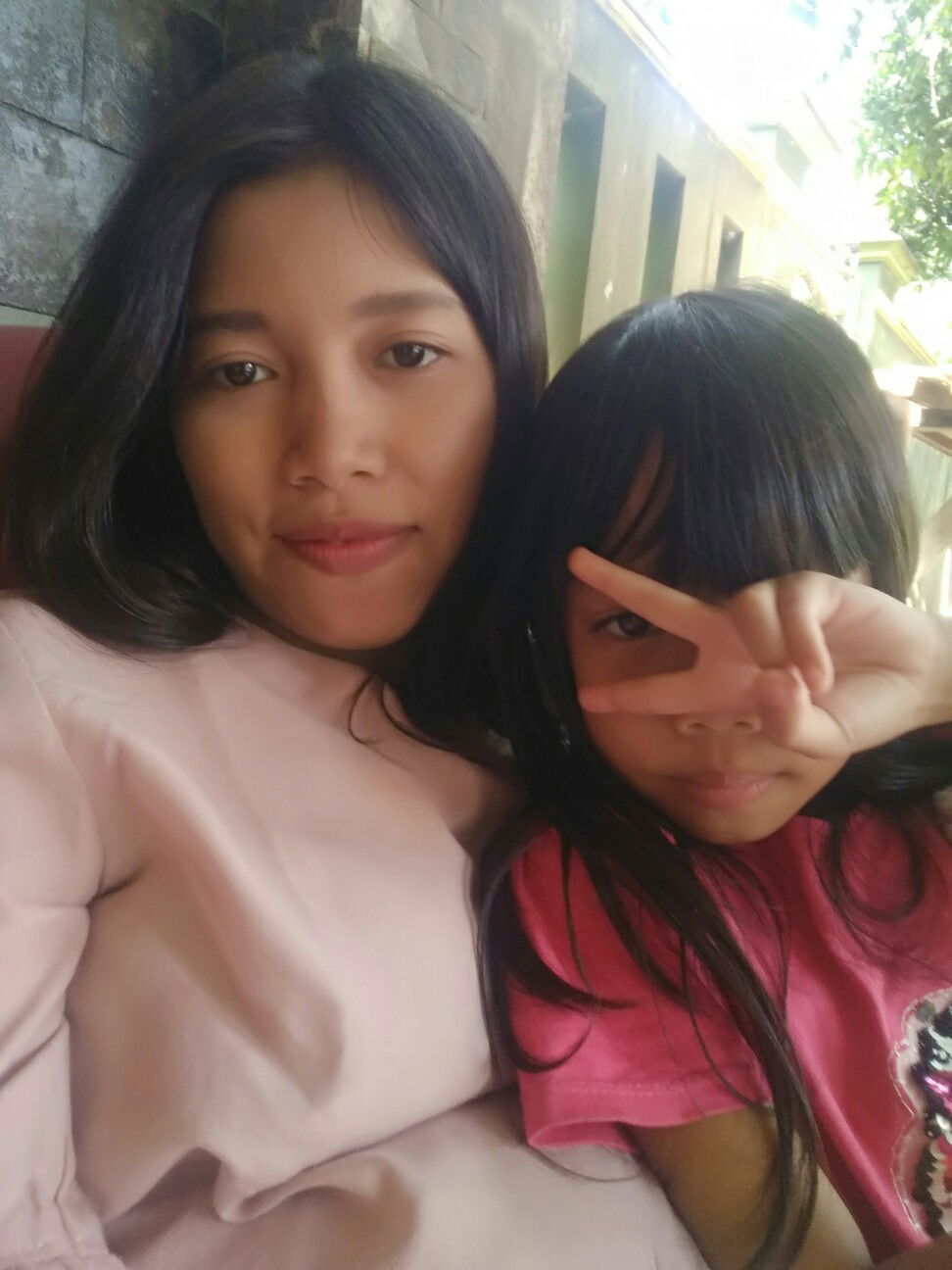 maya nurmayanti profile icon