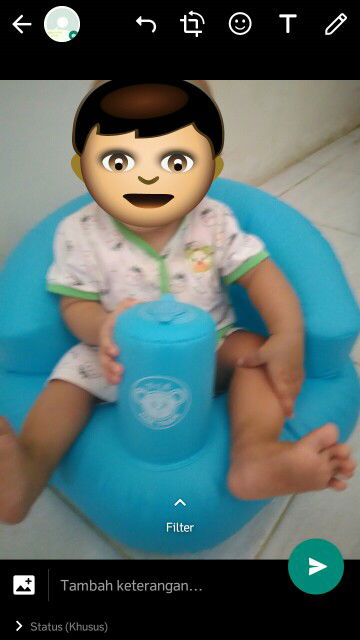 bayi duduk