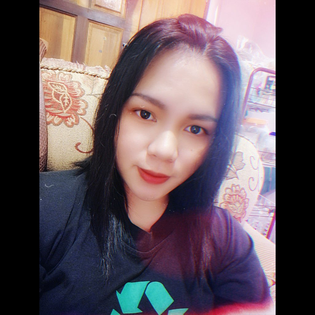 eszter anderson profile icon