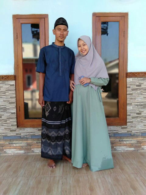 Dwiyanti profile icon