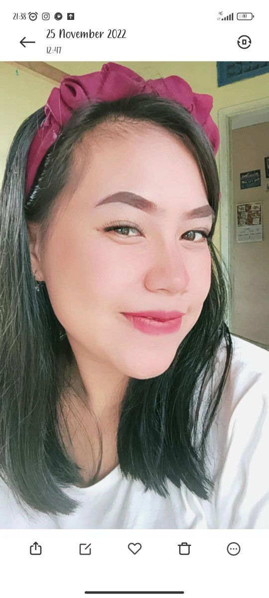 Nurlaeni profile icon