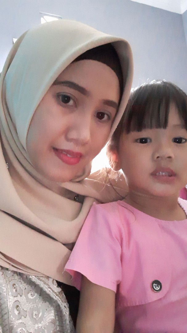 Lili Lia profile icon