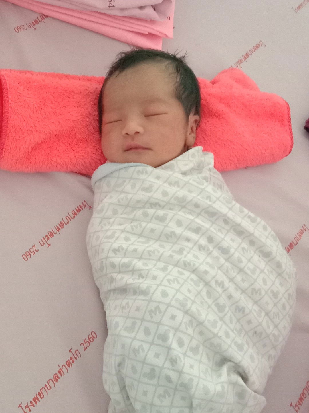 กำหนดคลอด 15 มิย. แอบเเตก 10 มิย.